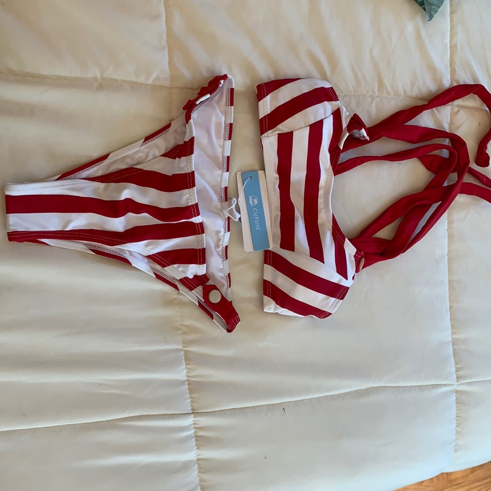 White and red stripped bikini